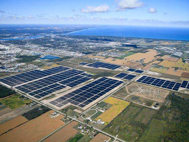 &ldquo;光伏貸&rdquo;貸動(dòng)綠色產(chǎn)業(yè)發(fā)展