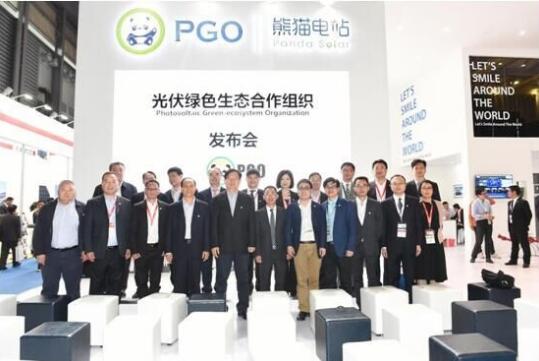 新品發(fā)布，無人機(jī)展示     金鴻泰驚艷亮相SNEC 2017