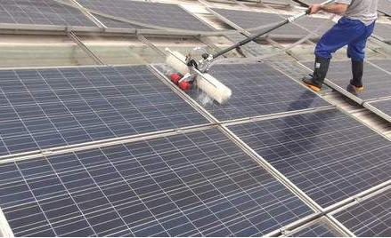 光伏電站已成家用電器，關(guān)于電站清洗我們應(yīng)該注意什么？