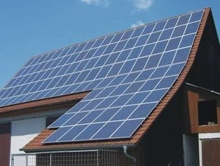 全國(guó)出現(xiàn)&ldquo;搶屋頂&rdquo;熱潮 分布式光伏屋頂租賃4項(xiàng)注意