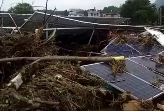 損失百萬(wàn)，某光伏電站部分被洪水沖垮