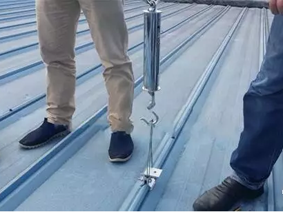 如何做拉拔實驗保證光伏組件不被吹翻？