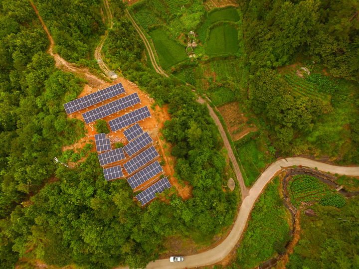 浙江縉云扶貧出啥妙招？光伏電站讓偏遠(yuǎn)山村荒地也能生出錢