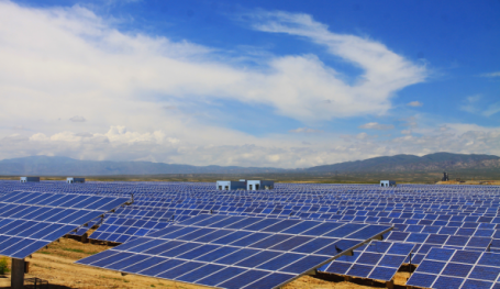 &ldquo;引領(lǐng)能源新生態(tài) 創(chuàng)享綠色新生活&rdquo; 愛(ài)康集團(tuán)亮相PVIC&nbsp;2017光伏創(chuàng)新大會(huì)