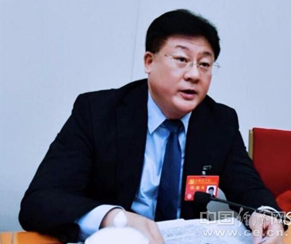 聚焦十九大|趙亮代表：為現(xiàn)代能源體系建設(shè)添磚加瓦 助推寧夏能源優(yōu)勢轉(zhuǎn)化為經(jīng)濟優(yōu)勢