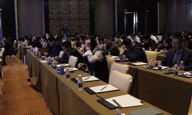 力爭上游，海納百川！2017光伏創(chuàng)新大會，PVTOP50正泰連中三元