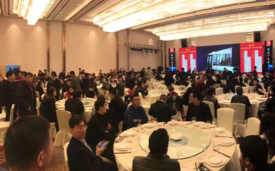 錦浪科技榮膺&ldquo;2017領(lǐng)跑中國可再生能源先行企業(yè)100強(qiáng)-單項(xiàng)頂級(jí)品牌&rdquo;獎(jiǎng)