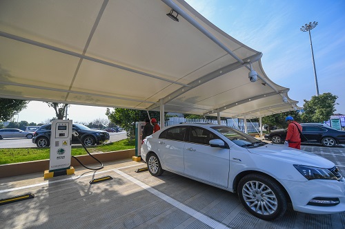 西媒：中國首條太陽能&ldquo;超級高速公路&rdquo;2022年面世