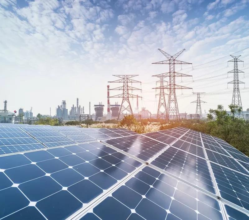 光伏逆變器太燙手？你需要給它散散熱了！