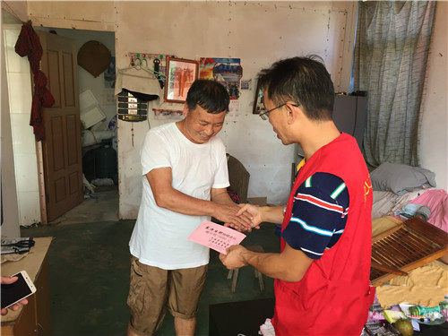 情系老兵 傳遞大愛&mdash;&mdash;東方日升進(jìn)行八一慰問活動