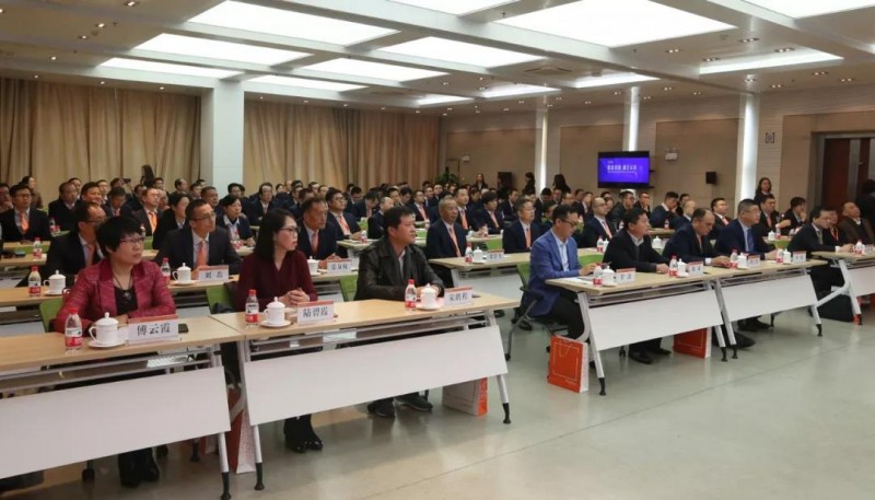 賦能啟智 洞見(jiàn)未來(lái) | 陽(yáng)光商學(xué)院成立啦！